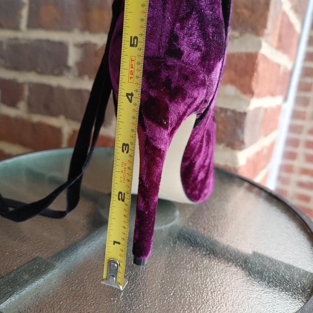 Stiletto Heeled Peeptoe Bootie - Picture 7 of 15